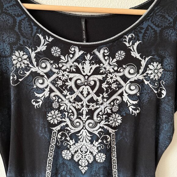 Skinny Minnie Tops - NWT Skinny Minnie Short Sleeve‎ Embellished Mini Silver Studs Print Tee Size M